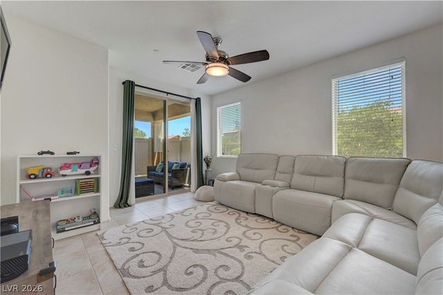 6169 Scarlet Leaf Street, Las Vegas, NV 89148