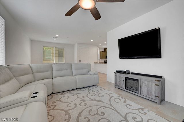 6169 Scarlet Leaf Street, Las Vegas, NV 89148