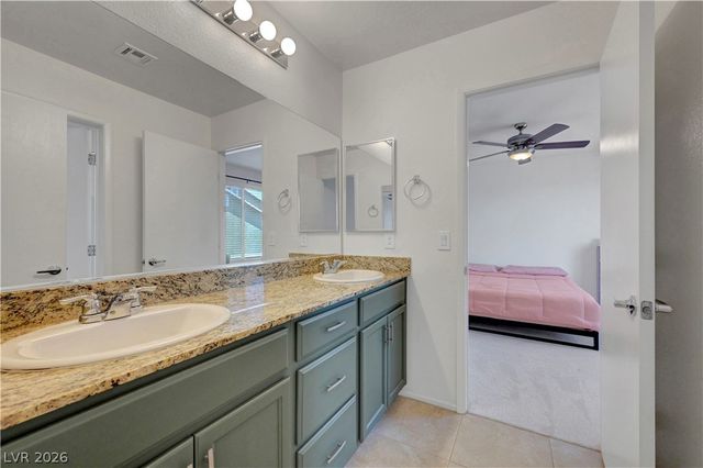 6169 Scarlet Leaf Street, Las Vegas, NV 89148
