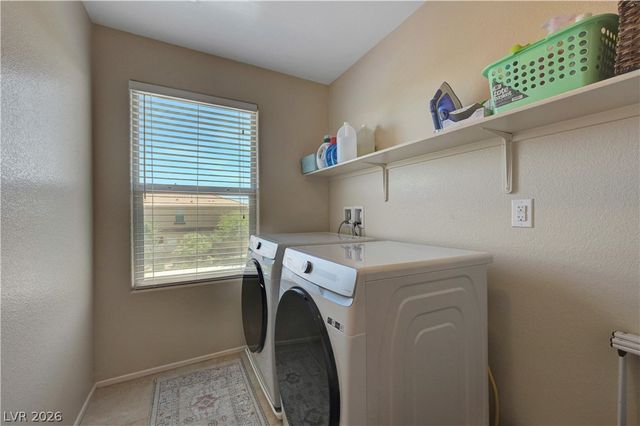 6169 Scarlet Leaf Street, Las Vegas, NV 89148