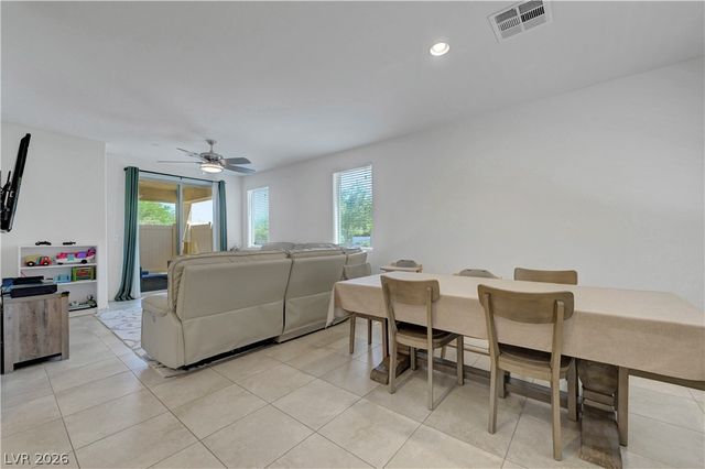 6169 Scarlet Leaf Street, Las Vegas, NV 89148