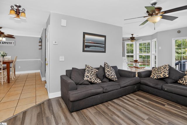 5 Valley Glenn Court, Greer, SC 29650