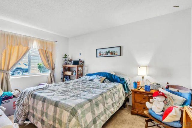 9528 eve, Santee, CA 92071