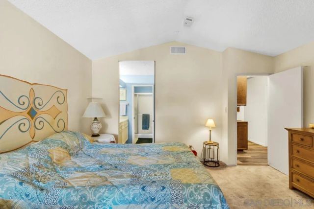 9528 eve, Santee, CA 92071