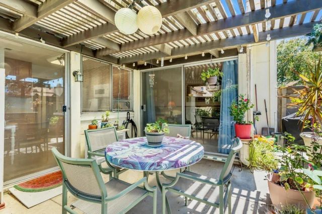 9528 eve, Santee, CA 92071