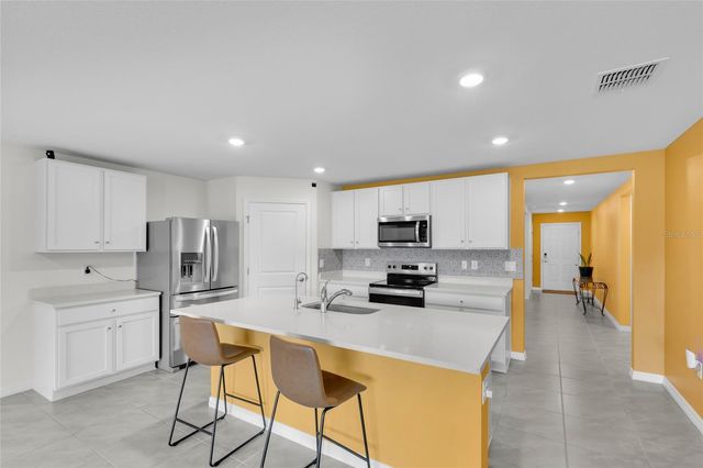 11446 SE 72ND AVENUE, Belleview, FL 34420