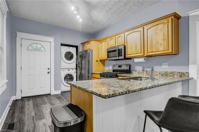 711 W 27th ST, Norfolk, VA 23508