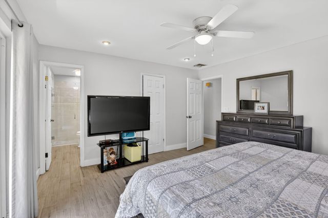 5491 SW 188th Avenue, Southwest Ranches, FL 33332