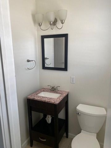 411 Oak Creek Drive, Yukon, OK 73099
