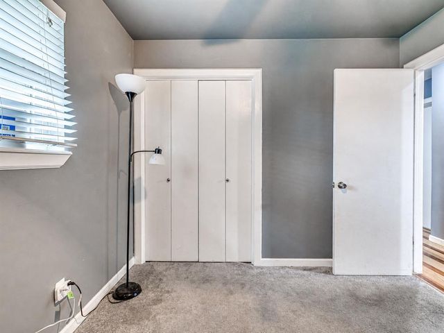 411 Oak Creek Drive, Yukon, OK 73099