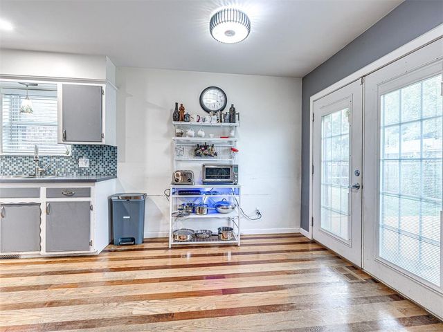 411 Oak Creek Drive, Yukon, OK 73099