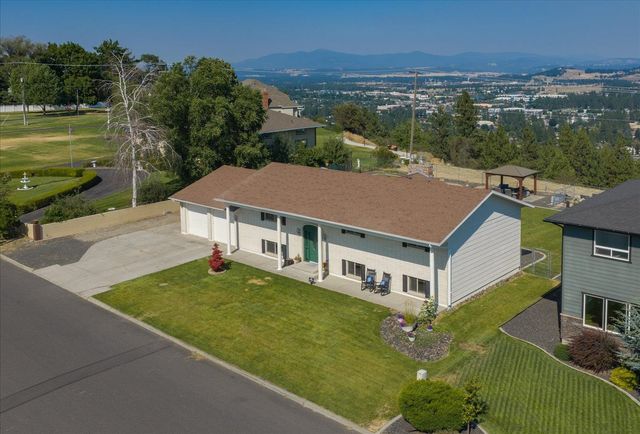 8116 N N Panorama Dr, Spokane, WA 99208