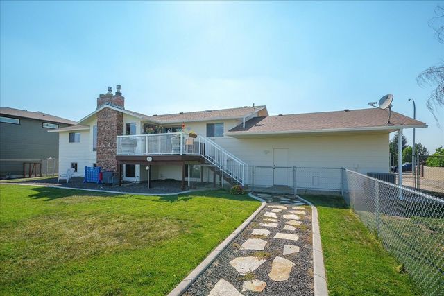 8116 N N Panorama Dr, Spokane, WA 99208
