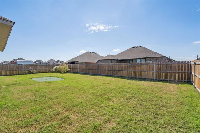 11805 Edi Avenue, Yukon, OK 73099