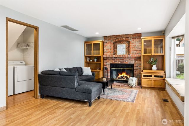 17315 97th Avenue Ct E, Puyallup, WA 98375