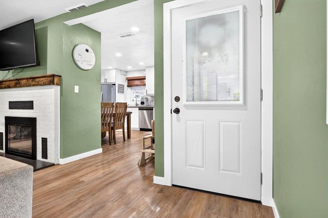 1730 W EDGEWOOD DRIVE, Appleton, WI 54913