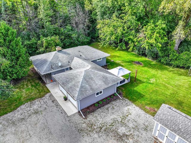 1730 W EDGEWOOD DRIVE, Appleton, WI 54913