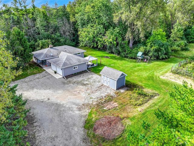 1730 W EDGEWOOD DRIVE, Appleton, WI 54913