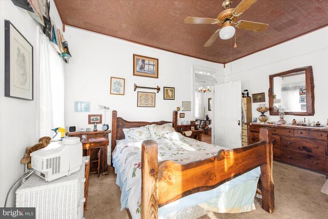 743 3RD ST, Catasauqua, PA 18032