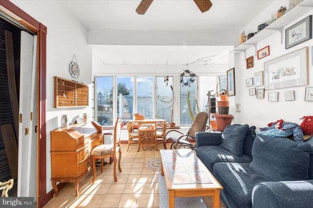 743 3RD ST, Catasauqua, PA 18032