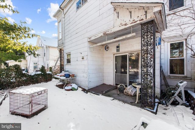 743 3RD ST, Catasauqua, PA 18032