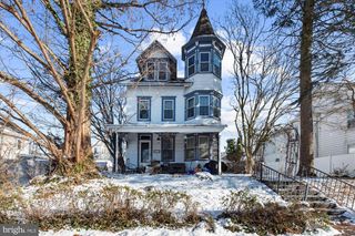 743 3RD ST, Catasauqua, PA 18032