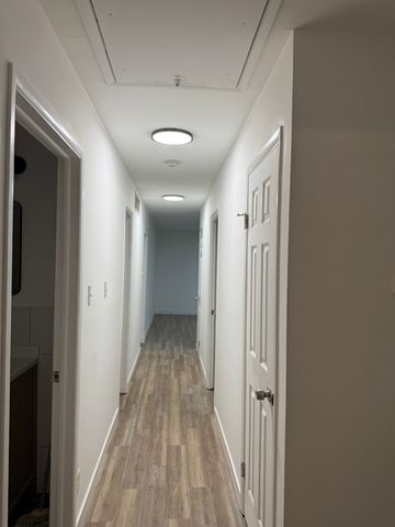 533 Redwood Road, Bolingbrook, IL 60440