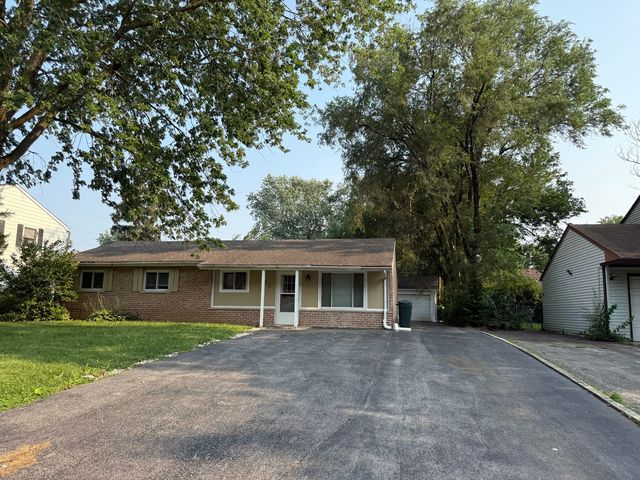 533 Redwood Road, Bolingbrook, IL 60440