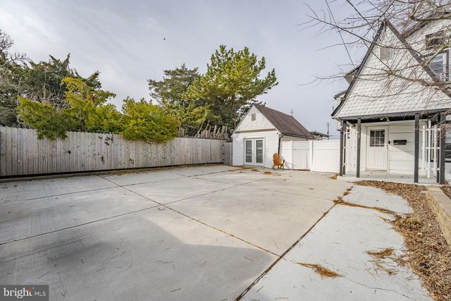 1907 KUEHNLE AVE, Atlantic City, NJ 08401