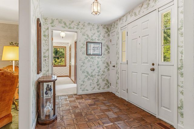 12 Olde Road, Hampton, NH 03842