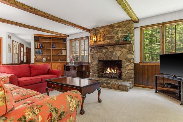 12 Olde Road, Hampton, NH 03842