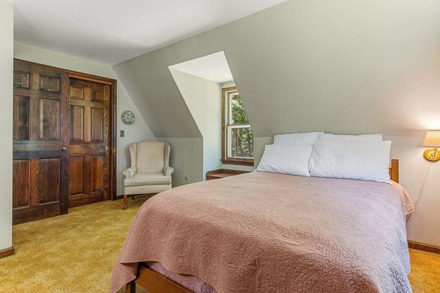 12 Olde Road, Hampton, NH 03842