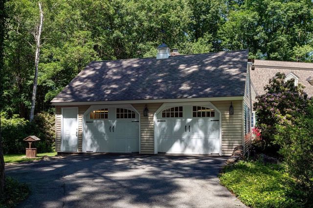 12 Olde Road, Hampton, NH 03842