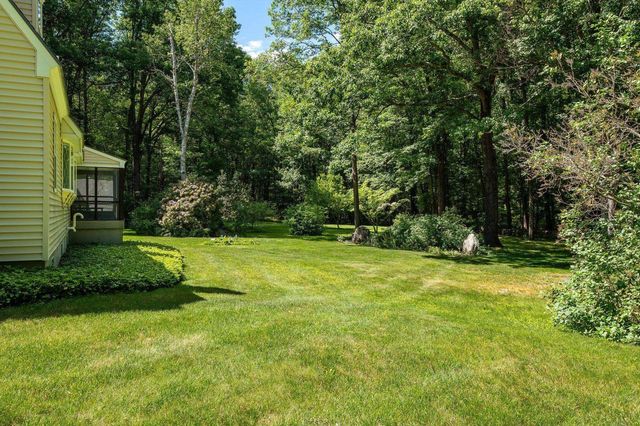 12 Olde Road, Hampton, NH 03842