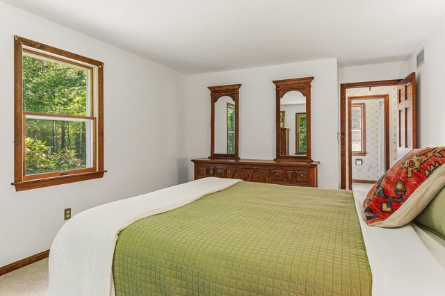 12 Olde Road, Hampton, NH 03842