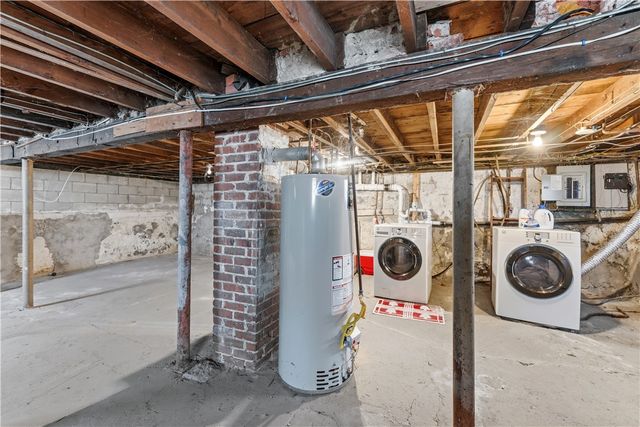 9 Youlden Avenue, Cranston, RI 02910