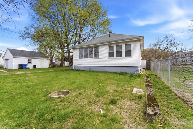 9 Youlden Avenue, Cranston, RI 02910