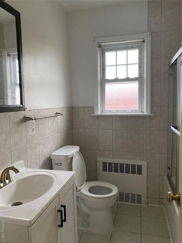 192 Beech Street, Valley Stream, NY 11580