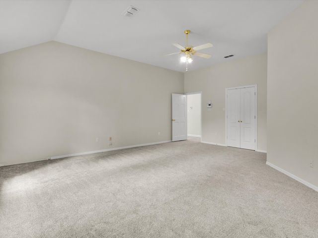 8569 Woodlake Circle, Fort Worth, TX 76179