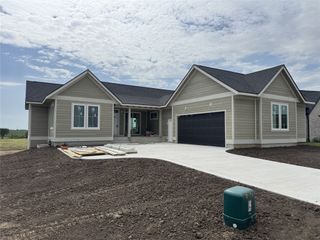 3150 N Brier Lane, Cumming, IA 50061
