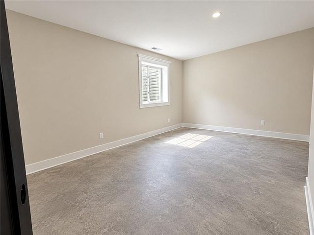 8013 SE Crumley Court, Blue Springs, MO 64014