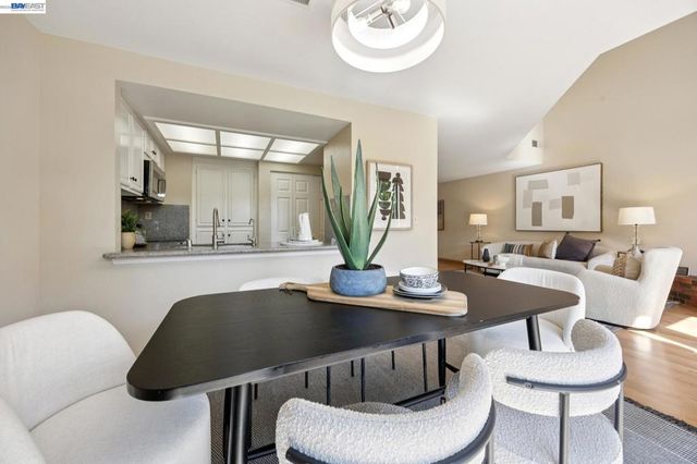 38767 Crane Ter, Fremont, CA 94536