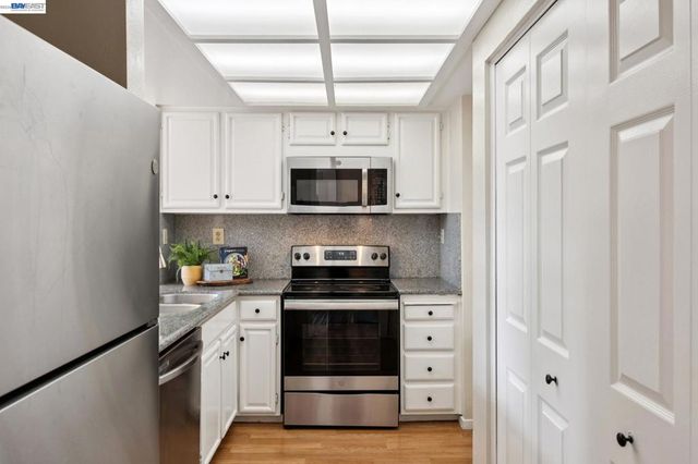 38767 Crane Ter, Fremont, CA 94536
