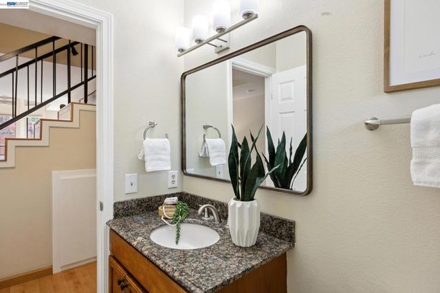 38767 Crane Ter, Fremont, CA 94536