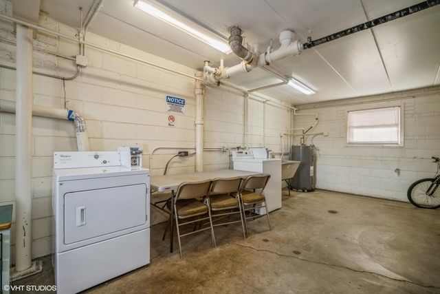 1345 1st Street 1345, Northbrook, IL 60062