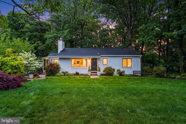 4441 VILLAGE DR, Fairfax, VA 22030