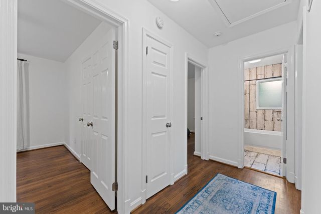 4441 VILLAGE DR, Fairfax, VA 22030