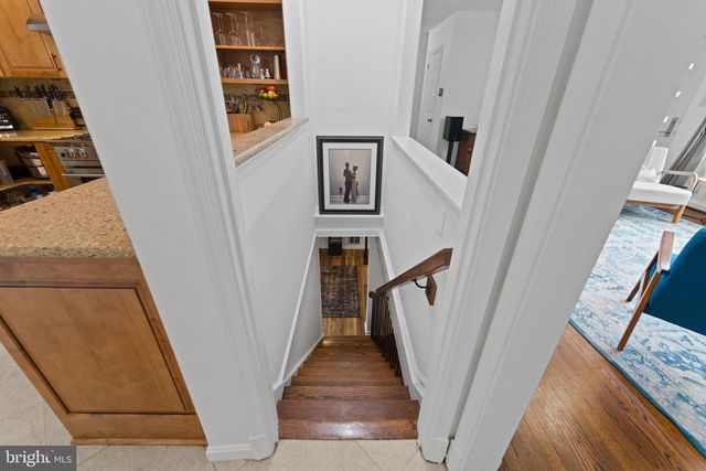 4441 VILLAGE DR, Fairfax, VA 22030