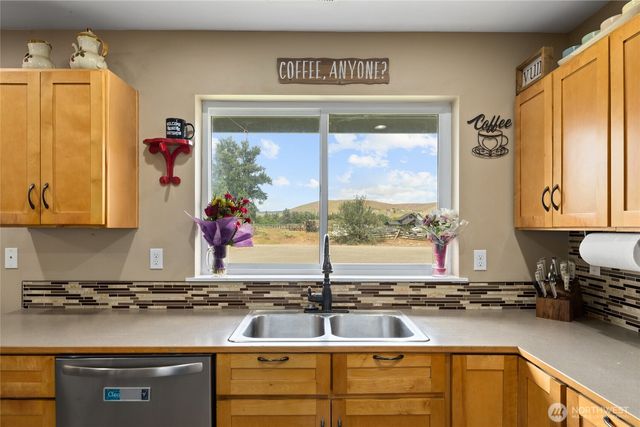 240 Rocky River Road, Ellensburg, WA 98926