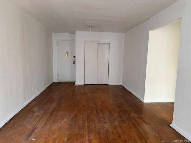 141-05 Northern Boulevard 7A, Bayside, NY 11361